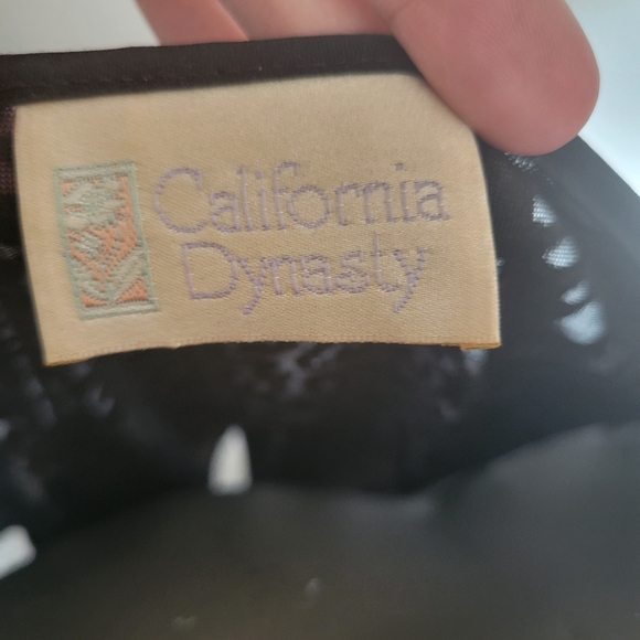 Vintage 90s Black Laser Cut Andalucian Pattern Sheer Boxy Short Sleeve Blouse - Picture 2 of 3